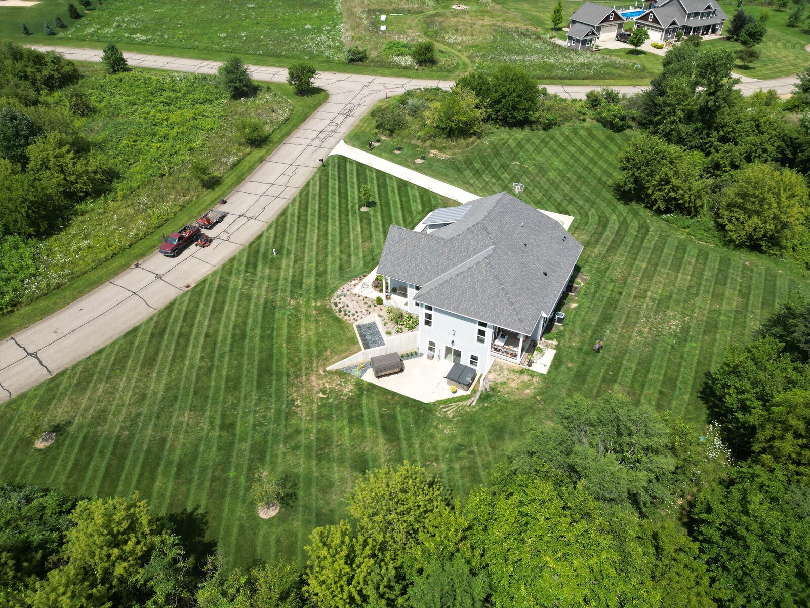 High aerial photo of house and yard